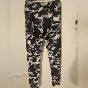 Black and White Bird Print Leggings